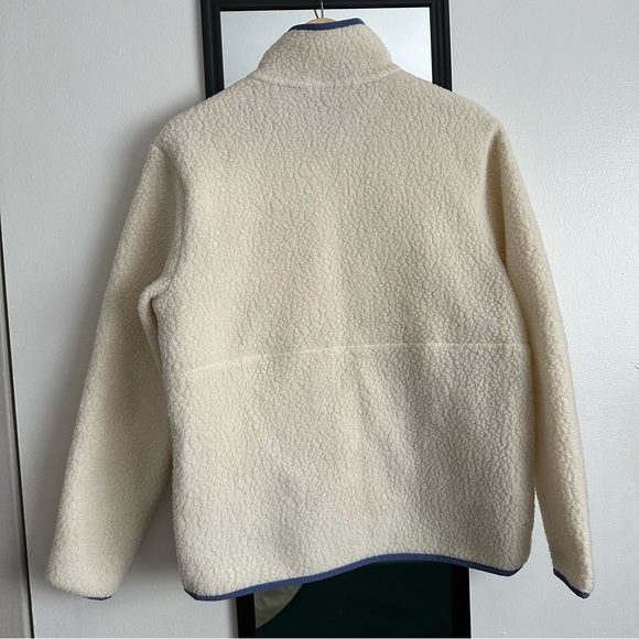 Patagonia Quarter Zip - Picture 3 of 4